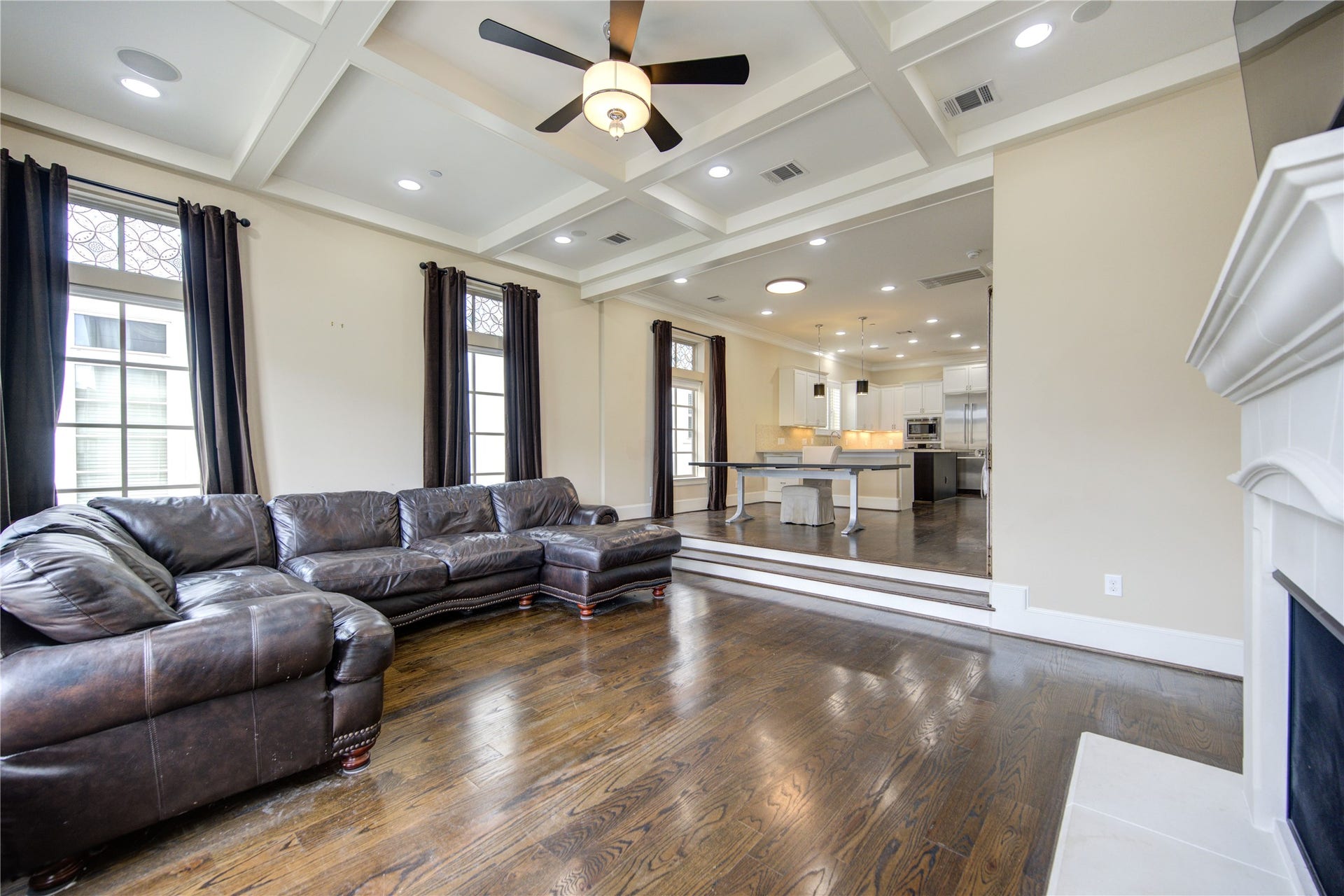 16011 Morgan Street, Sugar Land, TX 77478 16011 Morgan Street, Sugar Land, TX 77478