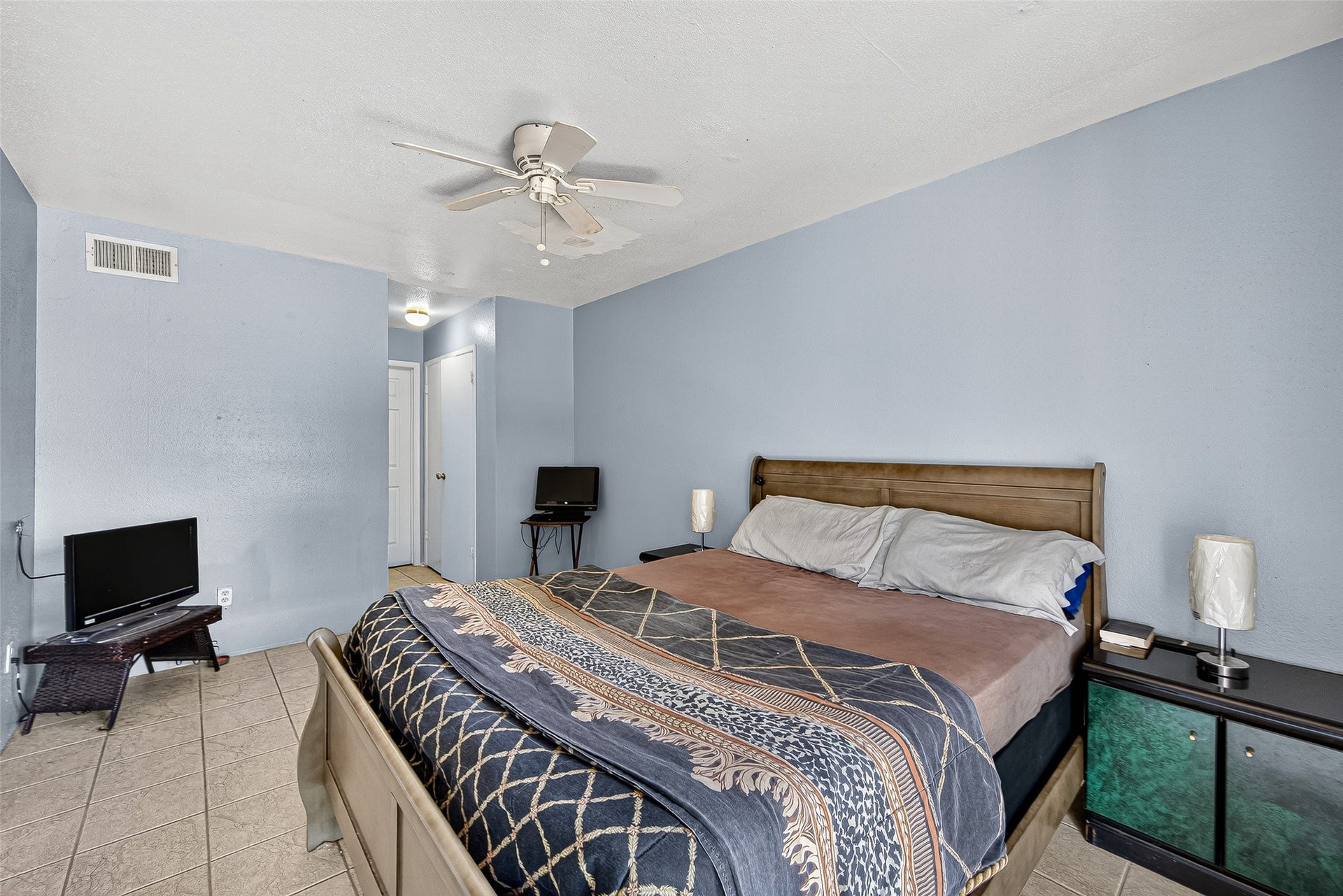 10075 Westpark Drive, #73, Houston, TX 77042 10075 Westpark Drive, #73, Houston, TX 77042