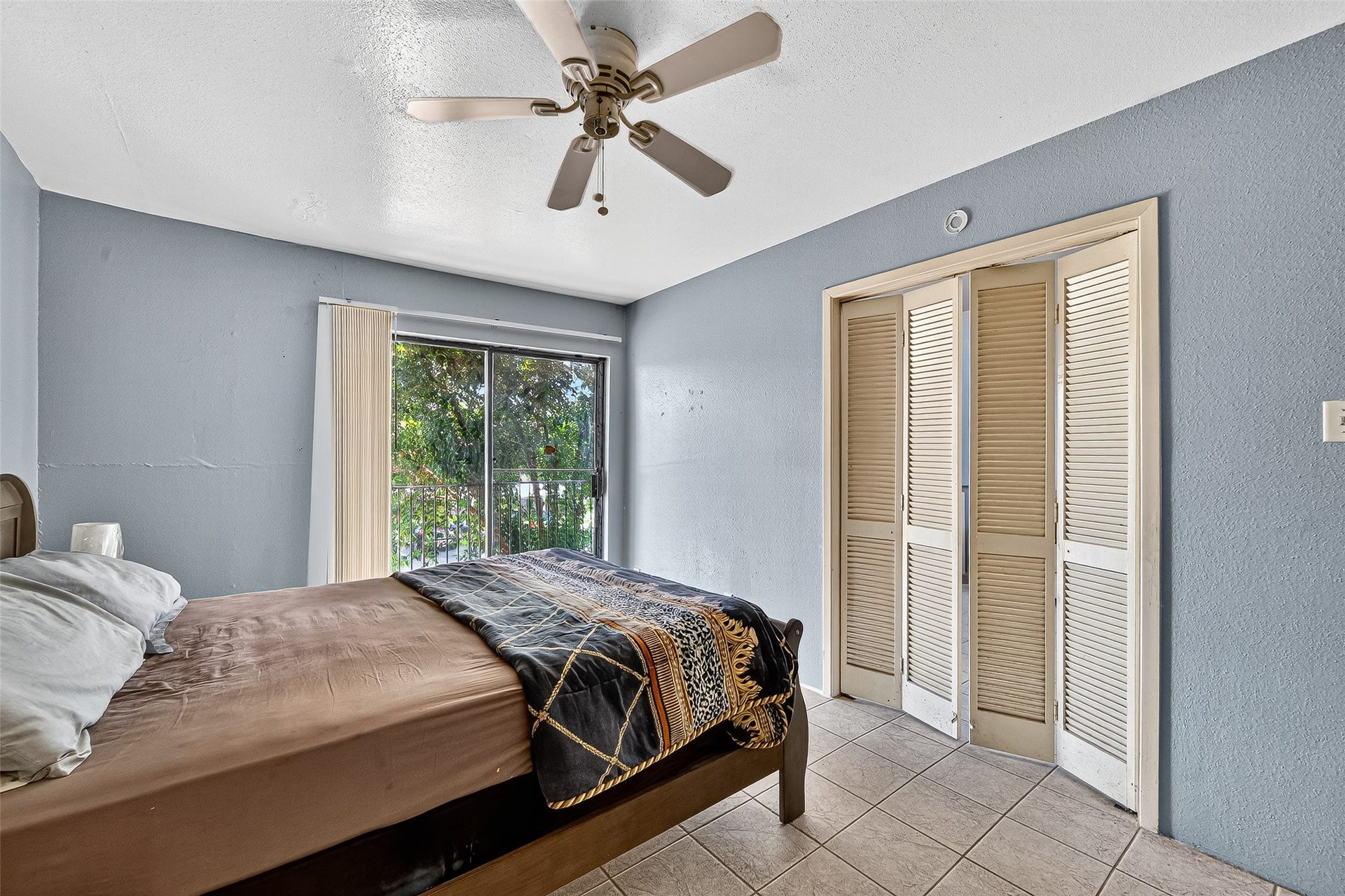 10075 Westpark Drive, #73, Houston, TX 77042 10075 Westpark Drive, #73, Houston, TX 77042