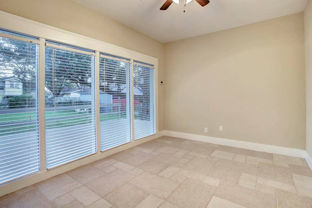 830 Key Street, Houston, TX 77009 Fully Upgraded HVAC, Electricity System & Tank-less Water Heater