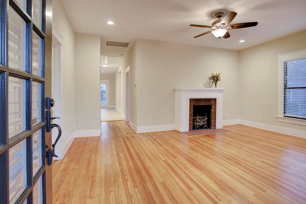 830 Key Street, Houston, TX 77009 Restored Hardwood Floors Throughout & New Paint 2017