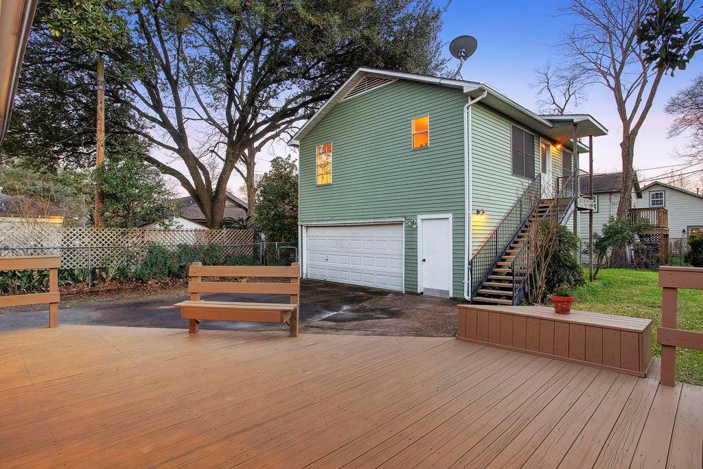 830 Key Street, Houston, TX 77009 Landlord Will Cover Water Yard Maintenance $150 + Storage Available