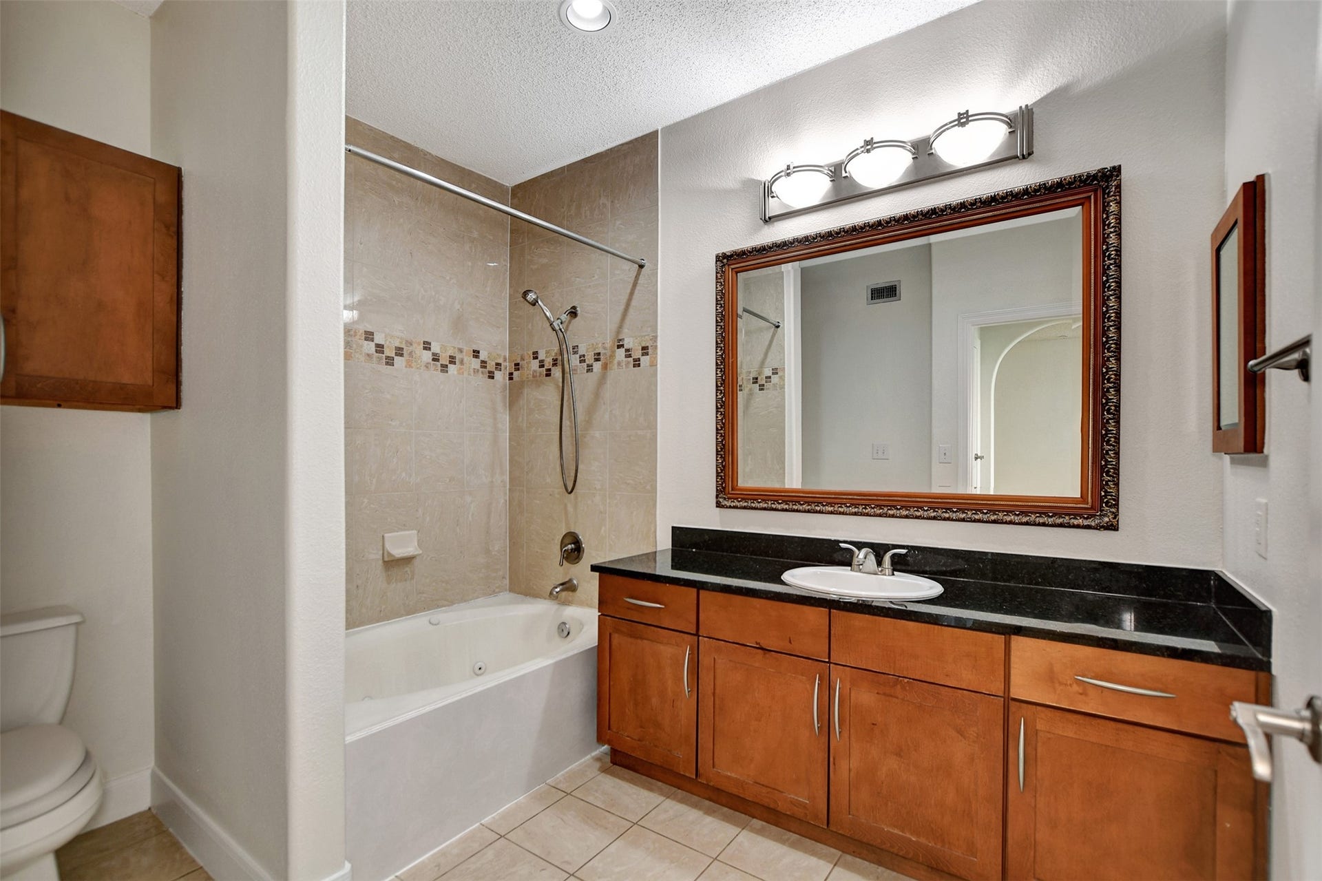 2299 Lone Star Drive, #526, Sugar Land, TX 77479 2299 Lone Star Drive, #526, Sugar Land, TX 77479