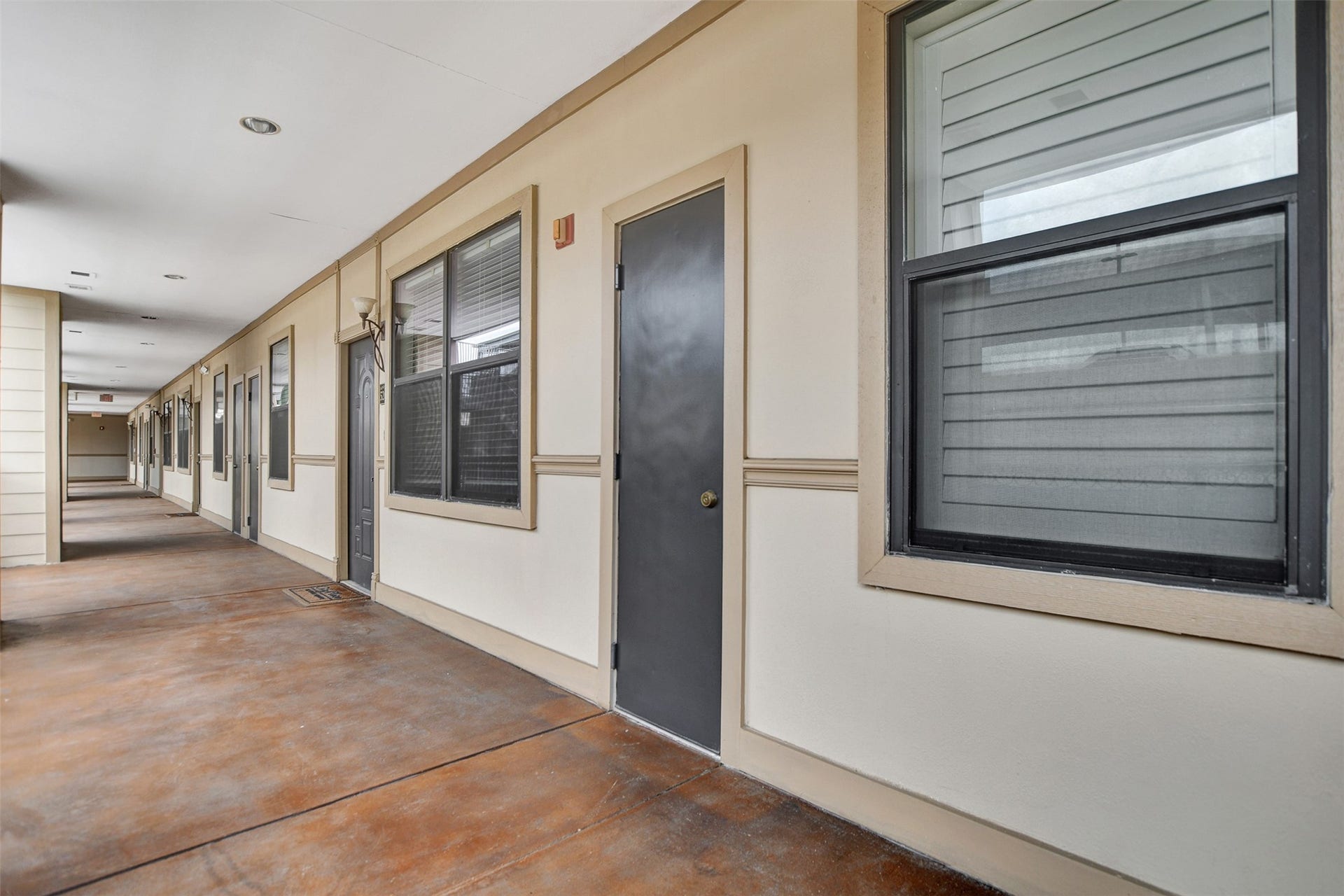 2299 Lone Star Drive, #526, Sugar Land, TX 77479 2299 Lone Star Drive, #526, Sugar Land, TX 77479