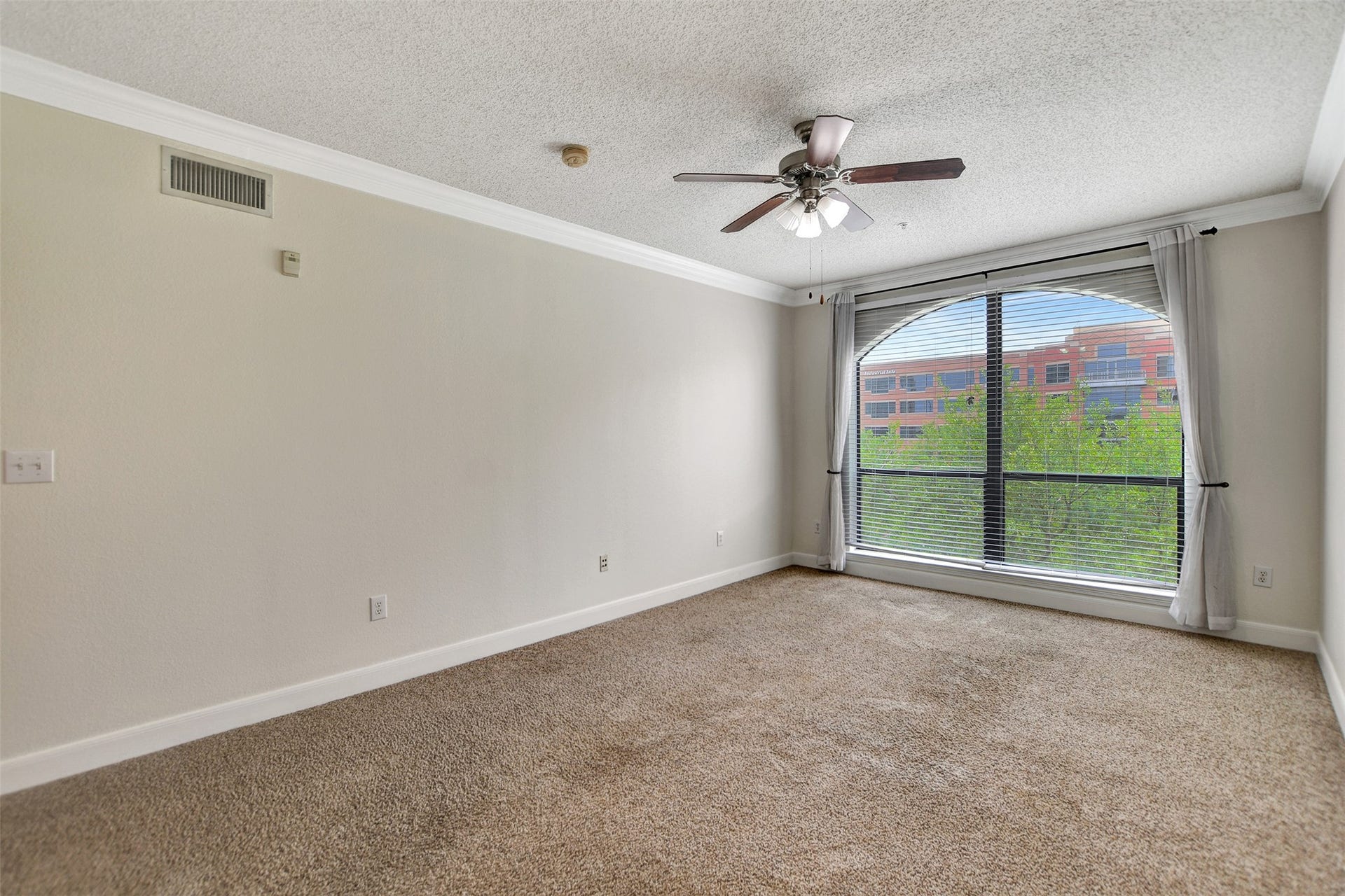 2299 Lone Star Drive, #526, Sugar Land, TX 77479 2299 Lone Star Drive, #526, Sugar Land, TX 77479