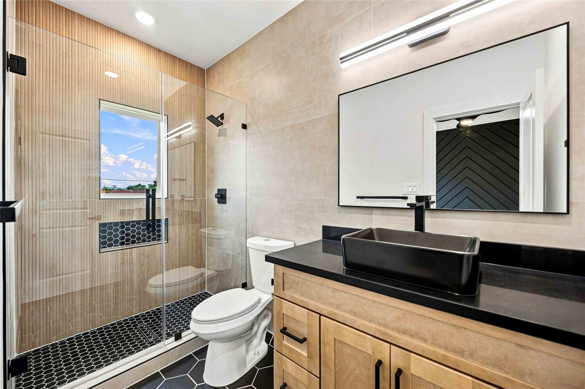 7969 Ritz Street, Houston, TX 77028 7969 Ritz Street, Houston, TX 77028