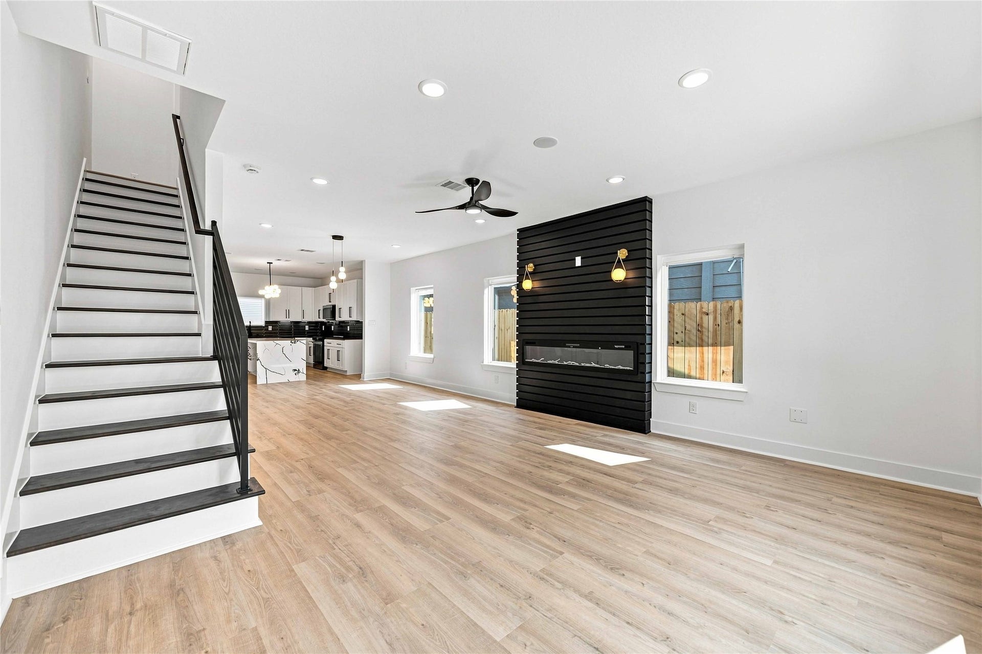 7969 Ritz Street, Houston, TX 77028 7969 Ritz Street, Houston, TX 77028