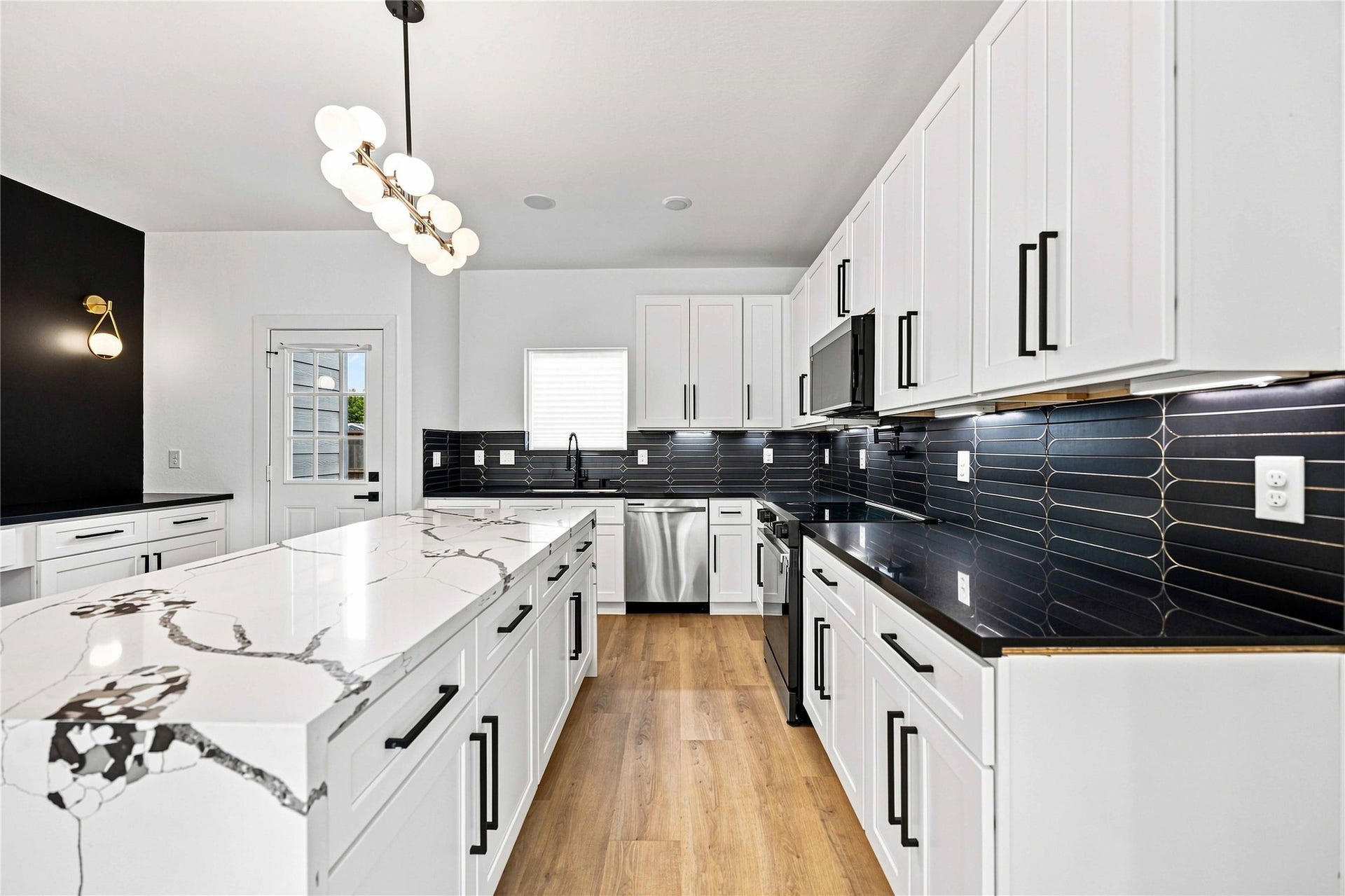 7969 Ritz Street, Houston, TX 77028 7969 Ritz Street, Houston, TX 77028