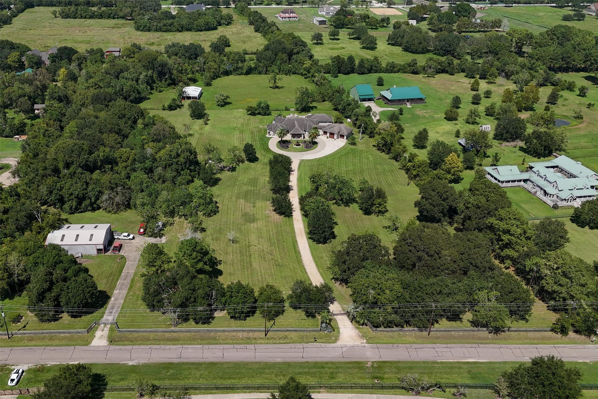 2150 Hewitt Street, League City, TX 77573 10 acres of prime real estate + 3000 sq ft shop with its own private entrance!