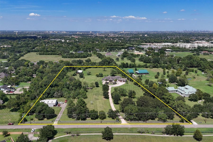 Property photo for 2150 Hewitt Street, League City, TX