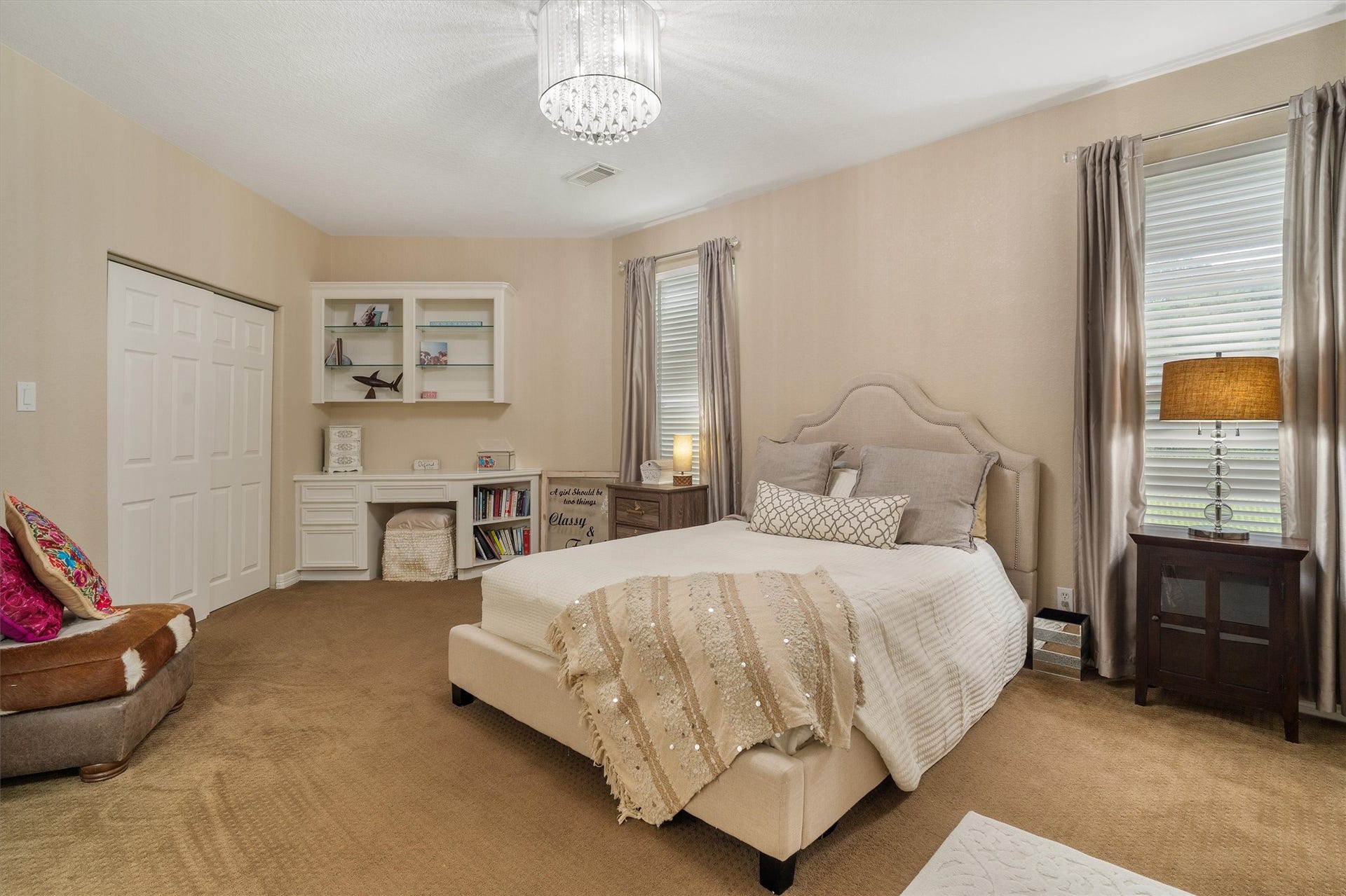 2150 Hewitt Street, League City, TX 77573 Secondary bedroom with en suite