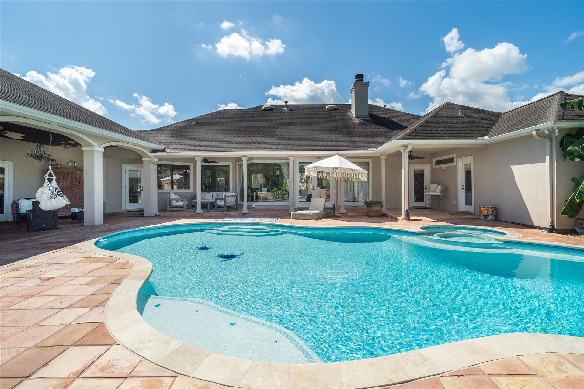 2150 Hewitt Street, League City, TX 77573 Back yard paradise