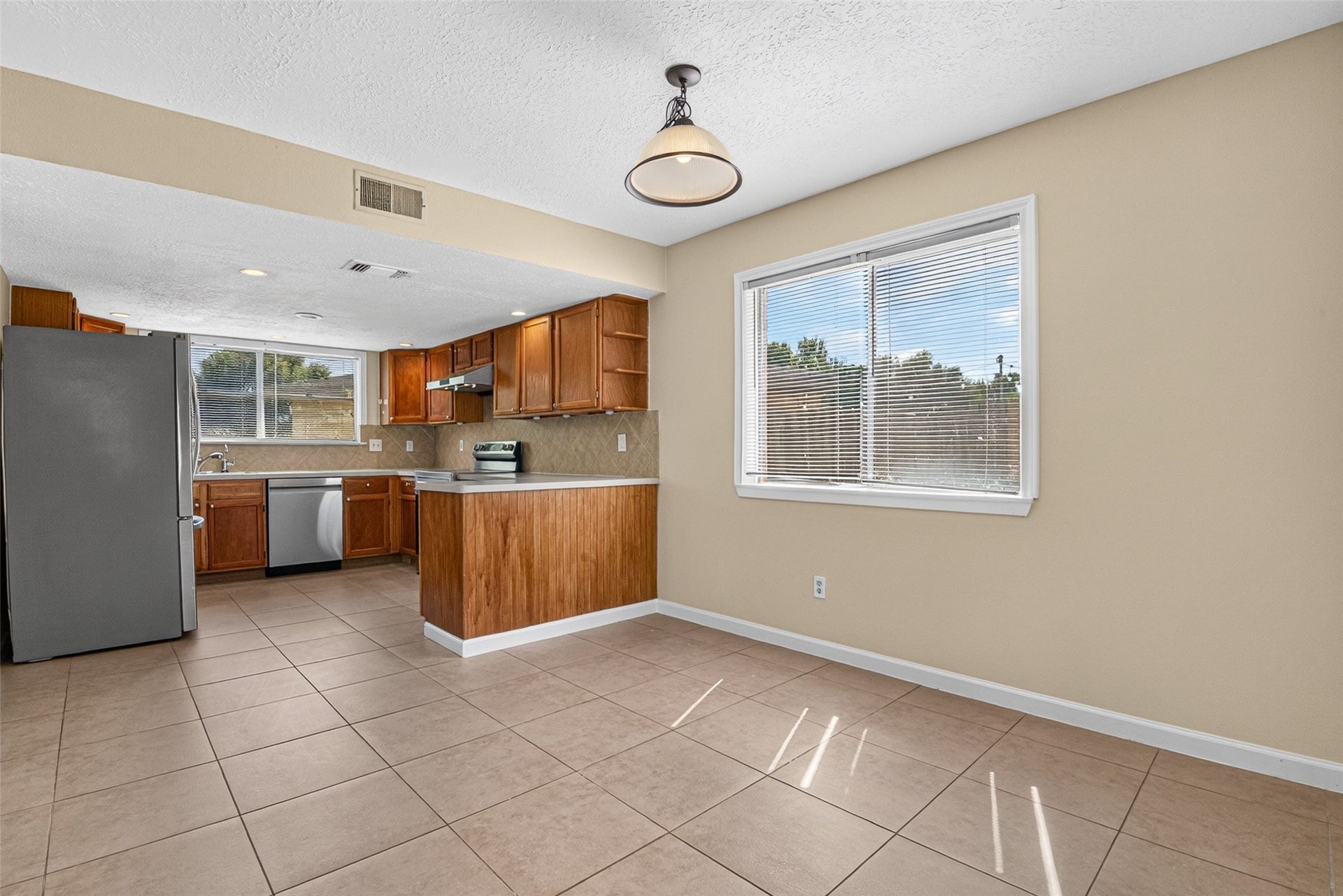 10518 Quail Ridge Lane, Sugar Land, TX 77498 10518 Quail Ridge Lane, Sugar Land, TX 77498
