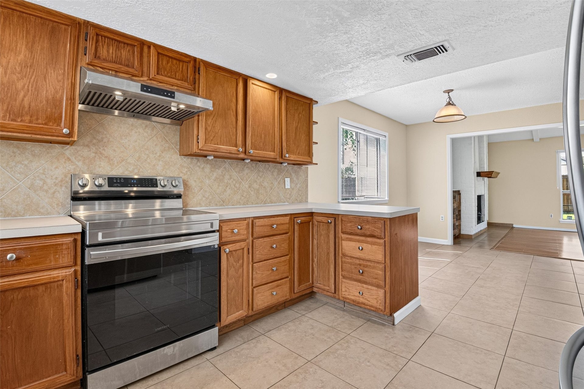 10518 Quail Ridge Lane, Sugar Land, TX 77498 10518 Quail Ridge Lane, Sugar Land, TX 77498