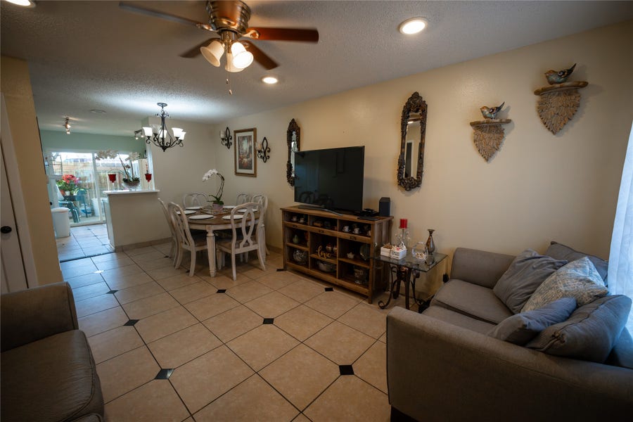 Property photo for 1220 Shadowdale Drive, #8, Houston, TX