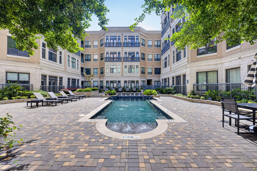 Property photo for 1901 Post Oak Boulevard, #3210, Houston, TX