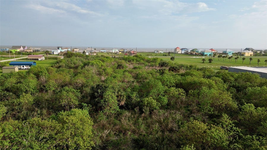 Property photo for 819 Highway 87, Gilchrist, TX