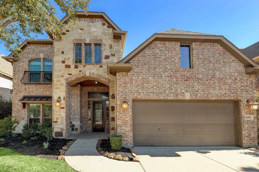 Property photo for 8338 Sedona Ridge Drive, Cypress, TX