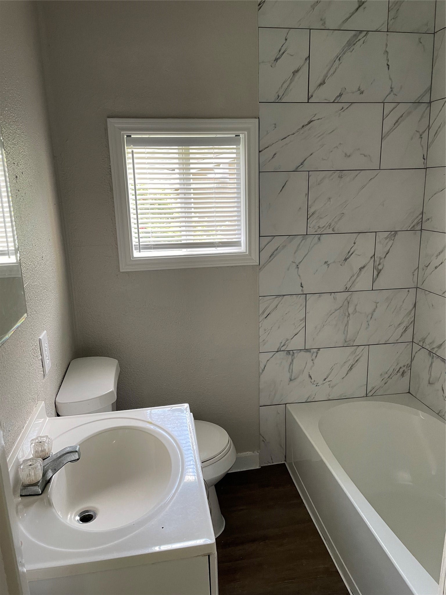2321 Franklin Street, #3, La Marque, TX 77568 2321 Franklin Street, #3, La Marque, TX 77568