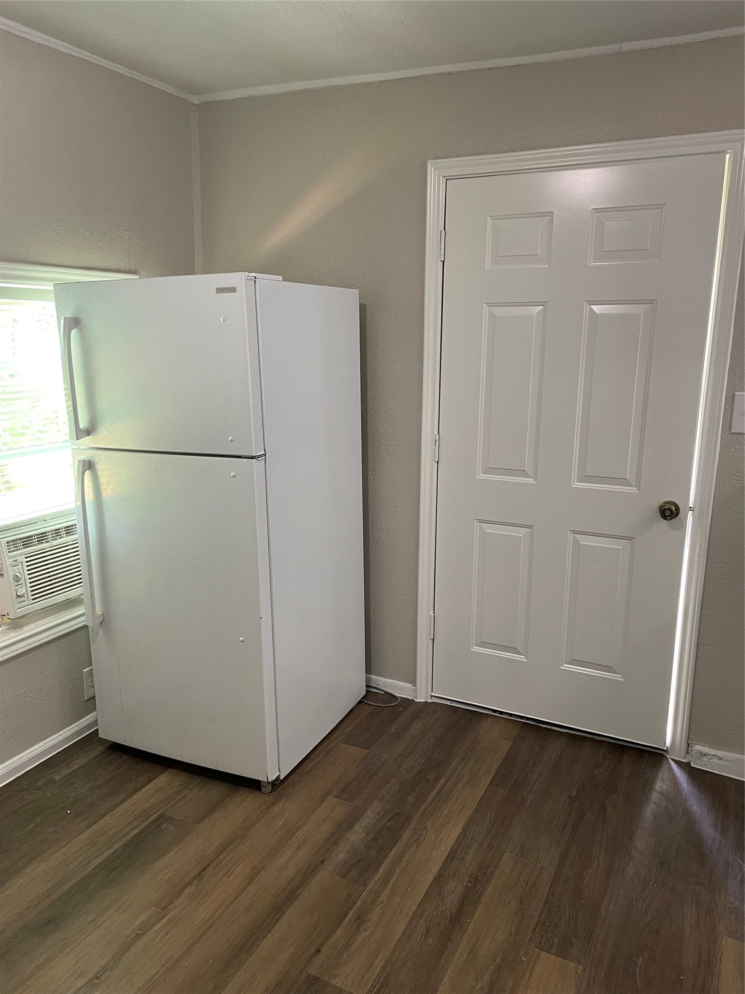 2321 Franklin Street, #3, La Marque, TX 77568 2321 Franklin Street, #3, La Marque, TX 77568