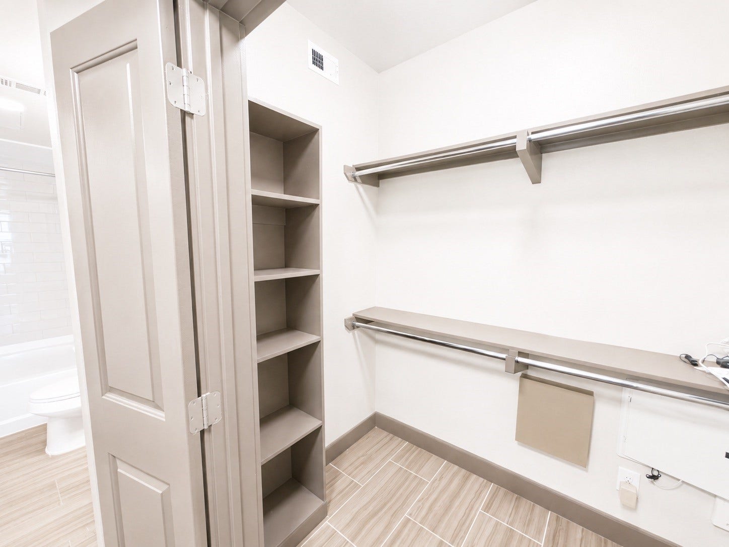 2910 Milam st Street, #1433, Houston, TX 77006 2910 Milam st Street, #1433, Houston, TX 77006