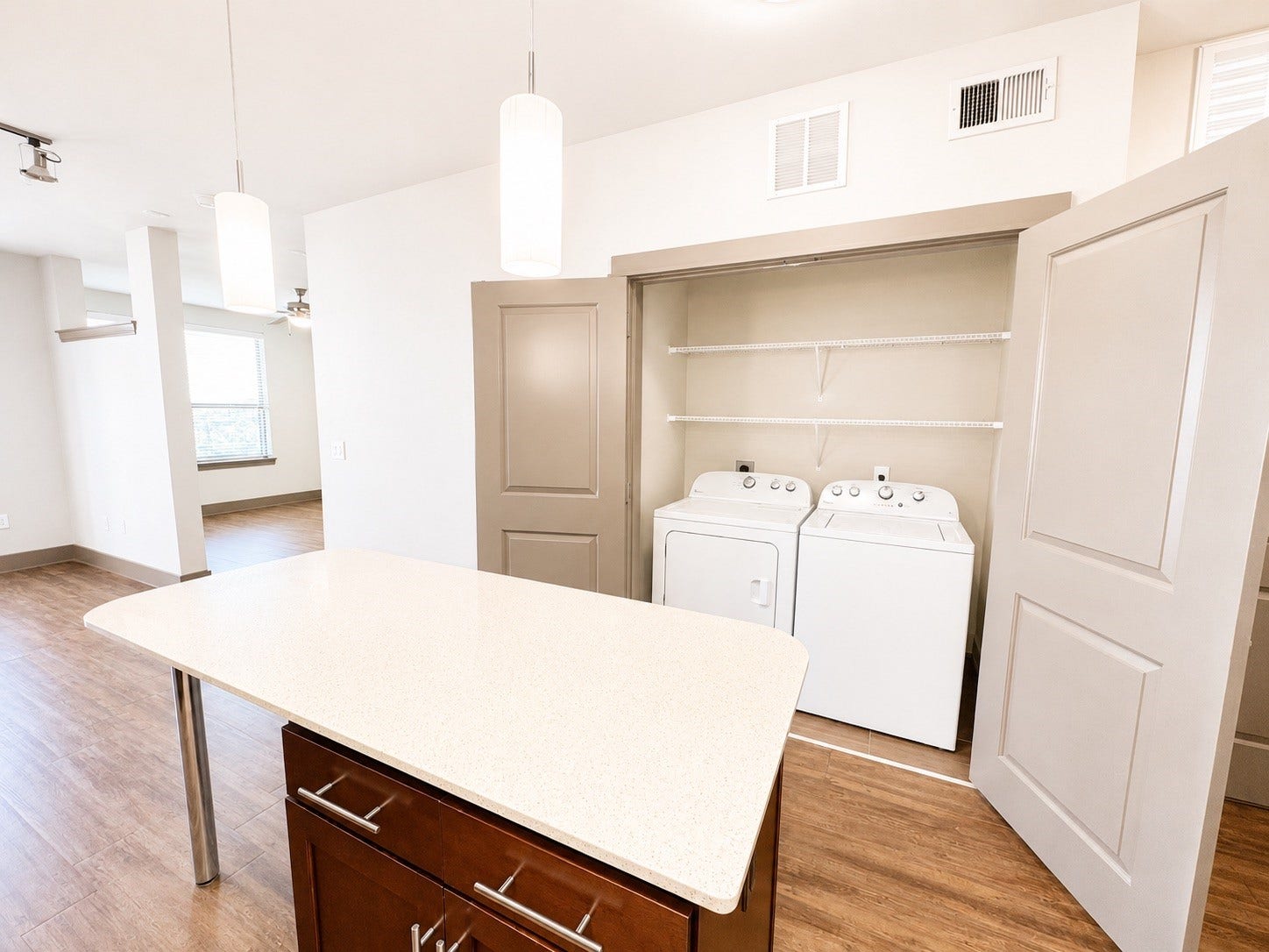2910 Milam st Street, #1433, Houston, TX 77006 2910 Milam st Street, #1433, Houston, TX 77006