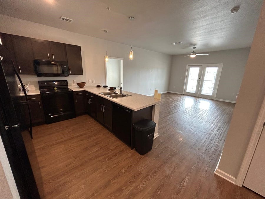 Property photo for 2136 W 34th St, #1116, Houston, TX