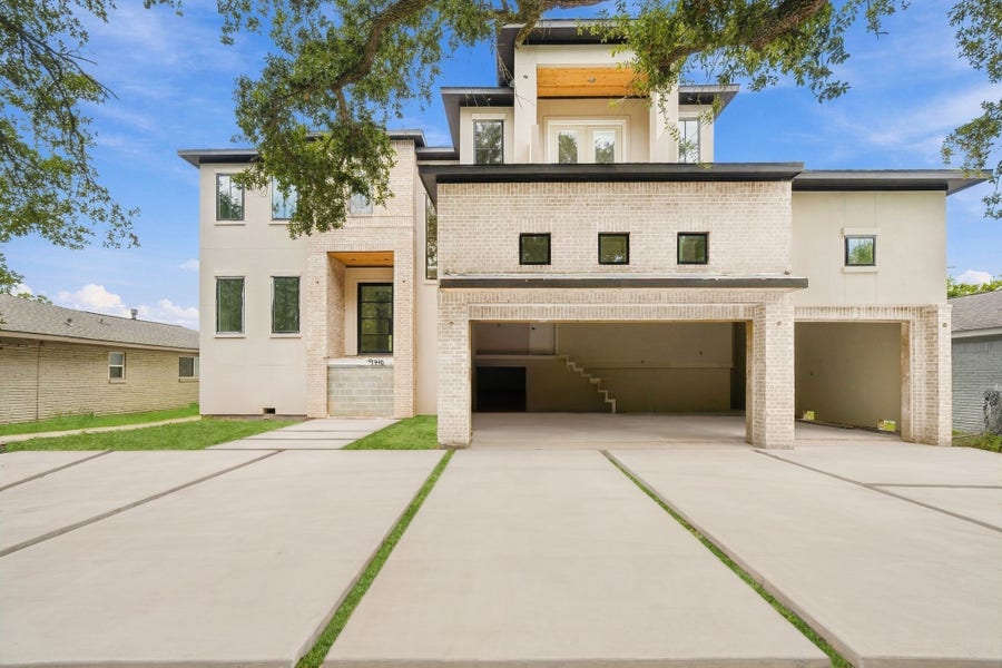 Property photo for 9710 Chimney Rock Road, Houston, TX