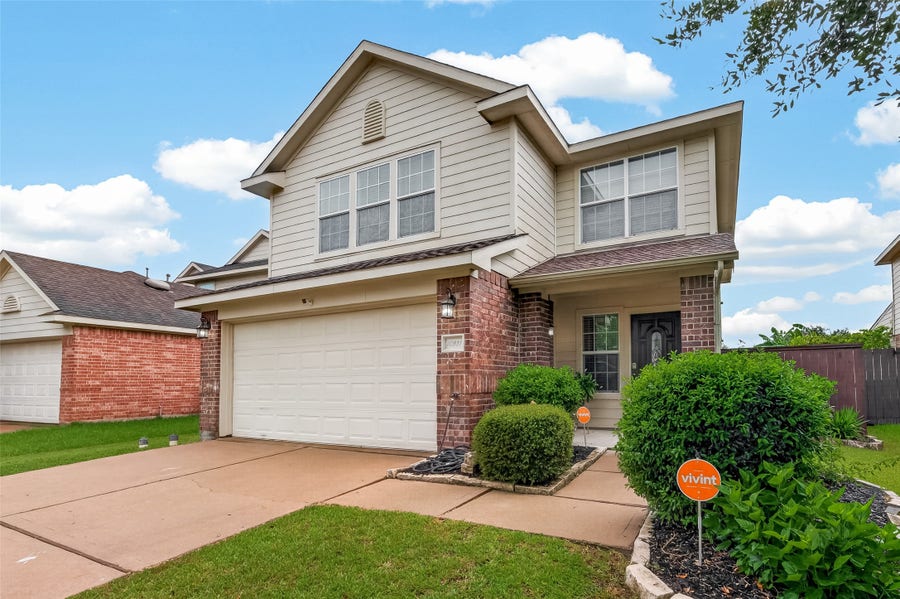Property photo for 10931 View Pointe Lane, Houston, TX