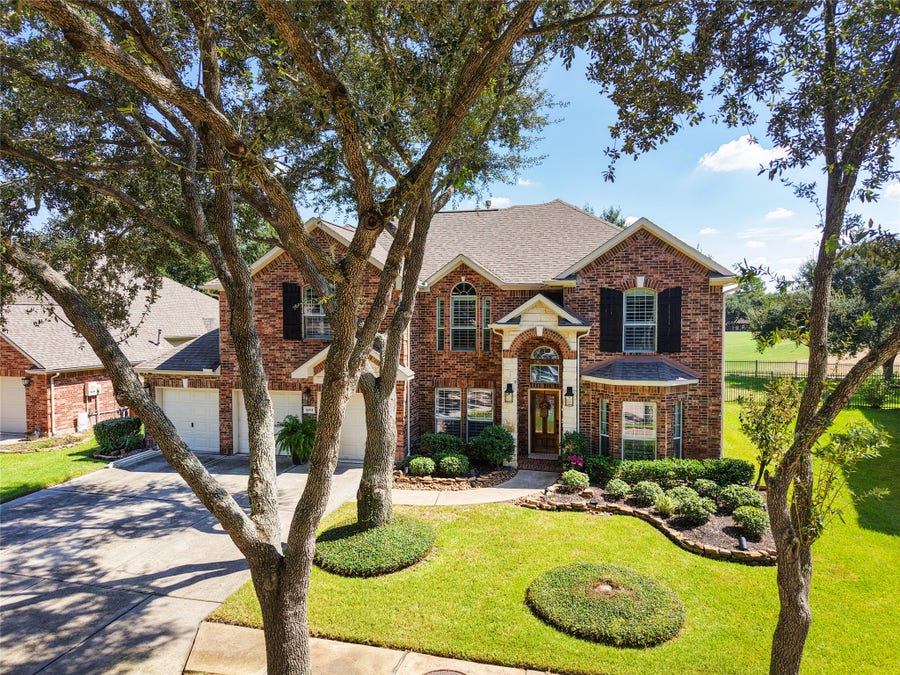 Property photo for 16511 E Canterra Circle, Houston, TX