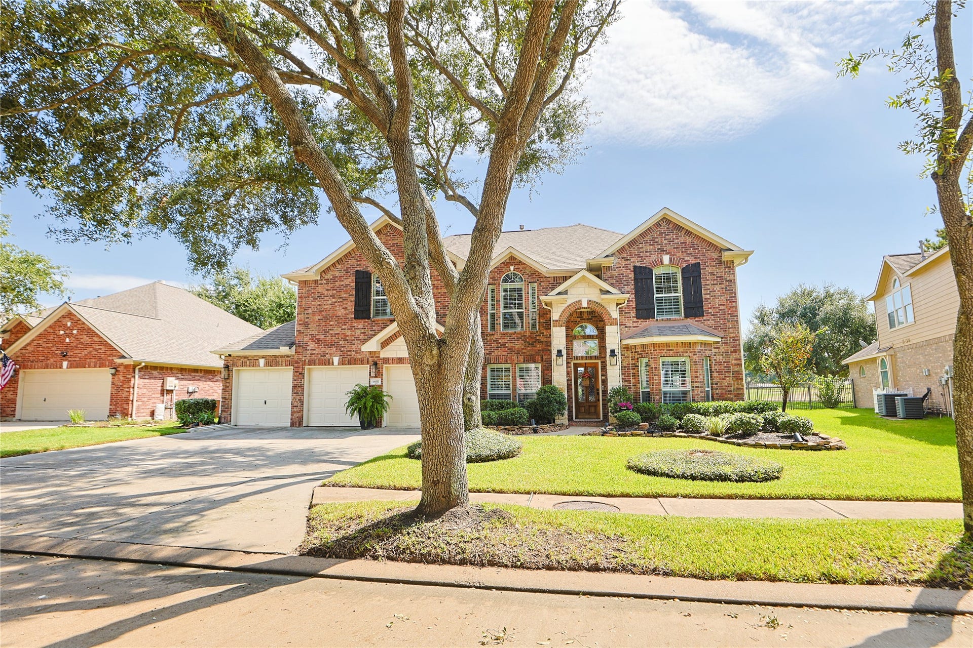 16511 E Canterra Circle, Houston, TX 77095 Front view of home