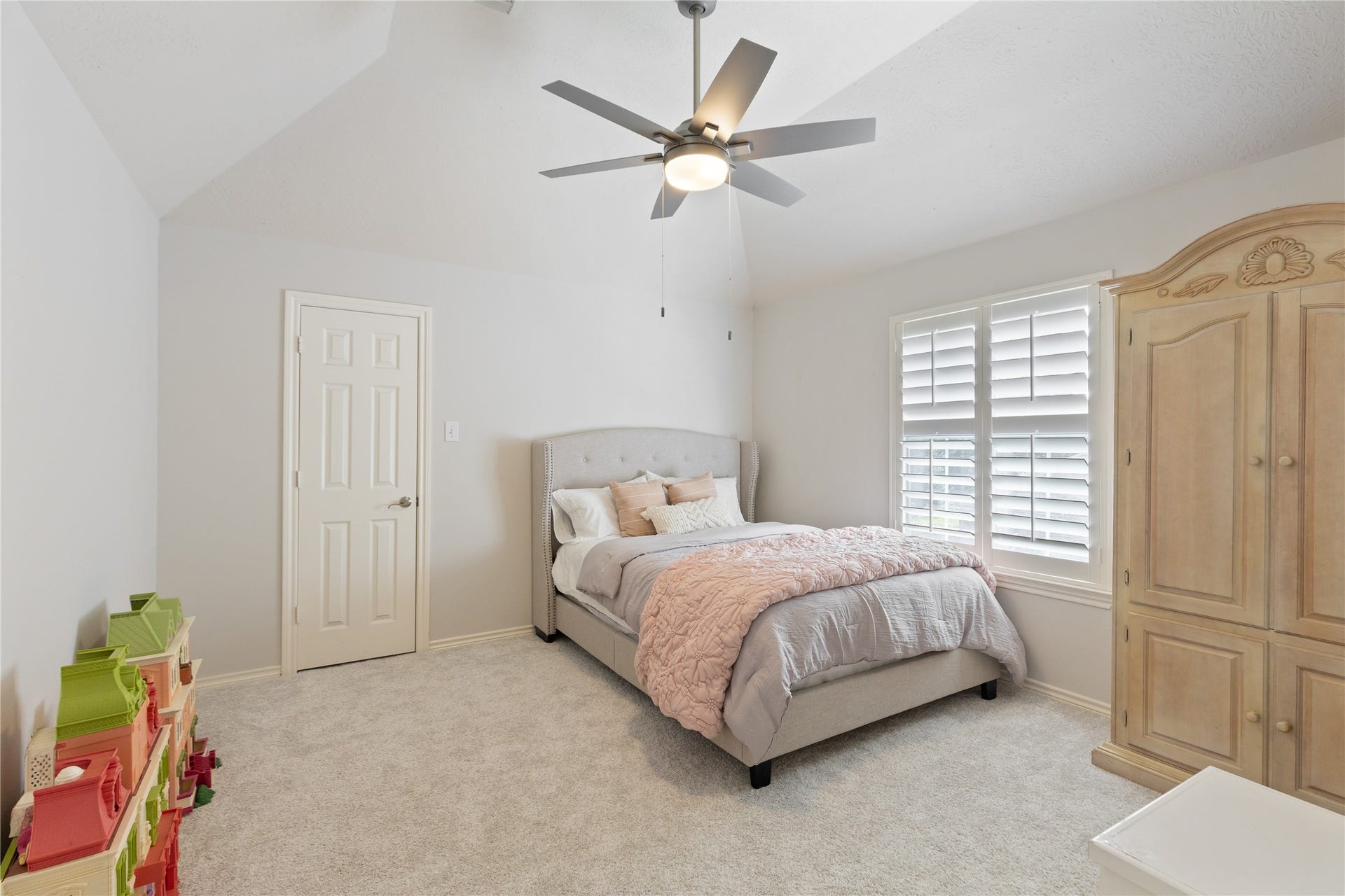 16511 E Canterra Circle, Houston, TX 77095 Upstairs bedroom #4