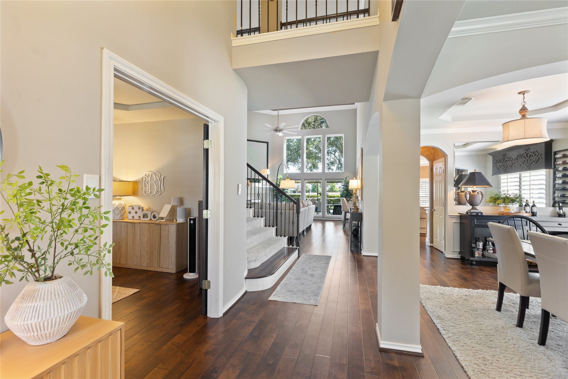 16511 E Canterra Circle, Houston, TX 77095 Grand entrance