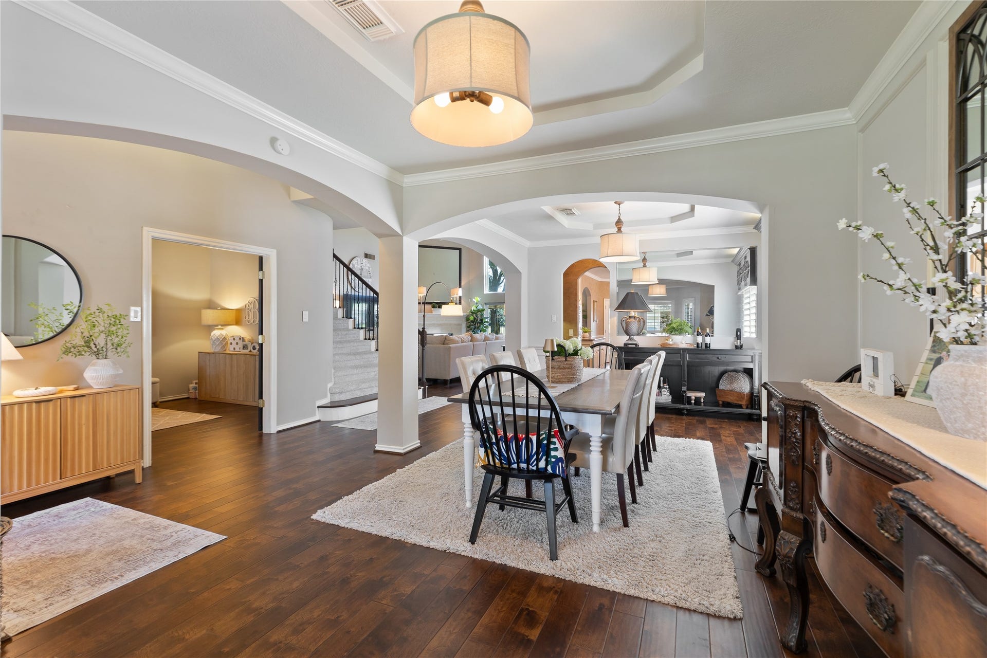 16511 E Canterra Circle, Houston, TX 77095 Expansive dining area perfect for family gatherings