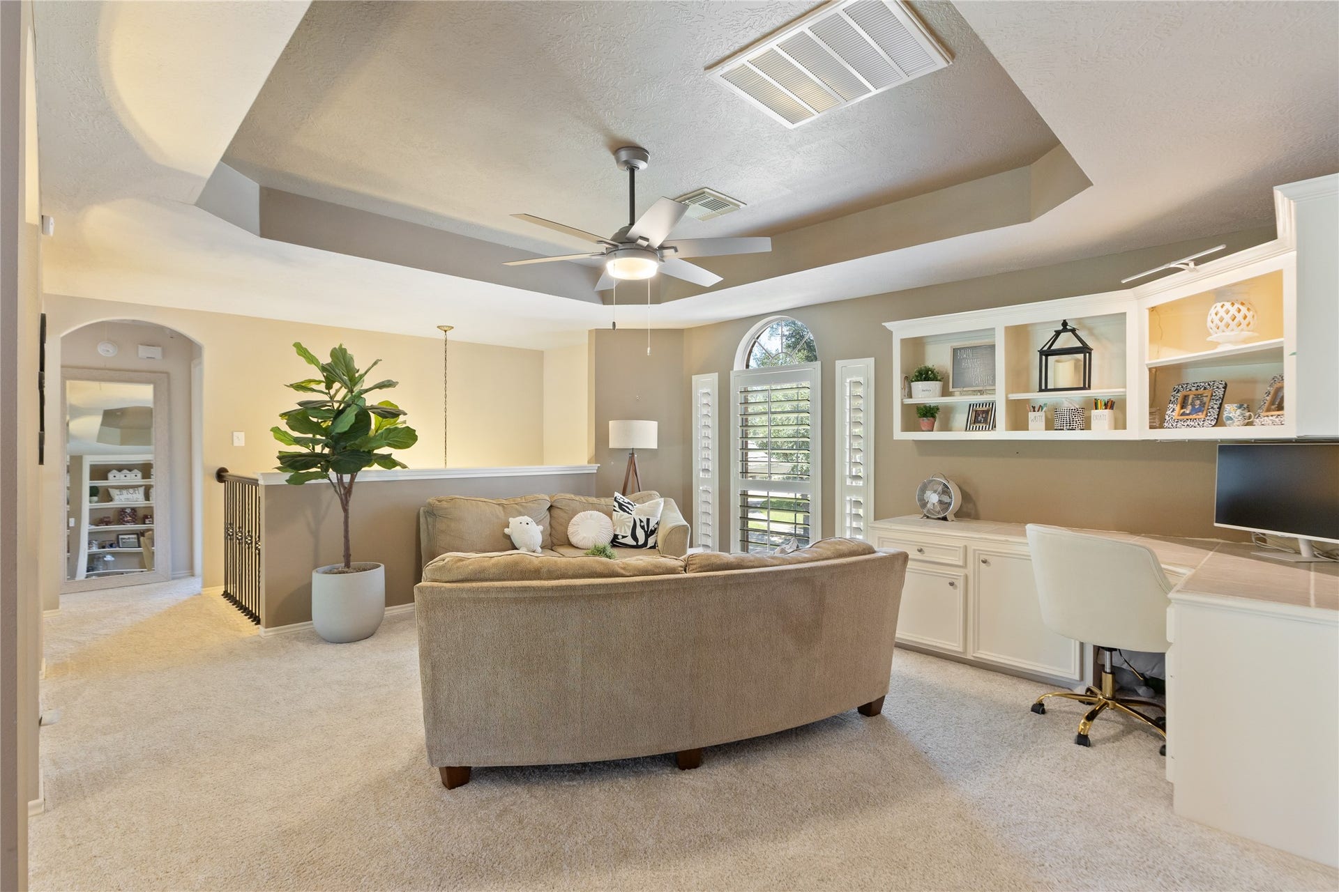 16511 E Canterra Circle, Houston, TX 77095 Upstairs game room with built in cabinets