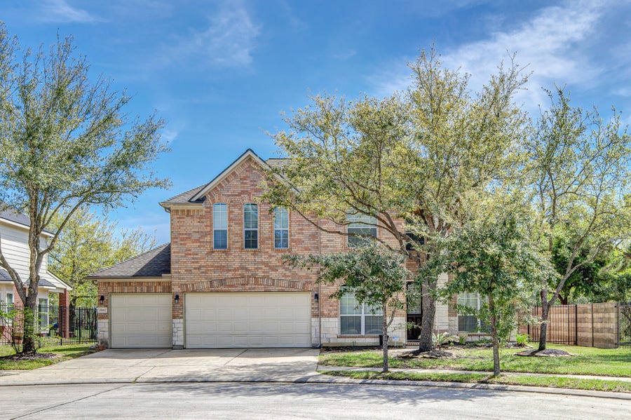 Property photo for 3002 Vincent Crossing Drive, Spring, TX
