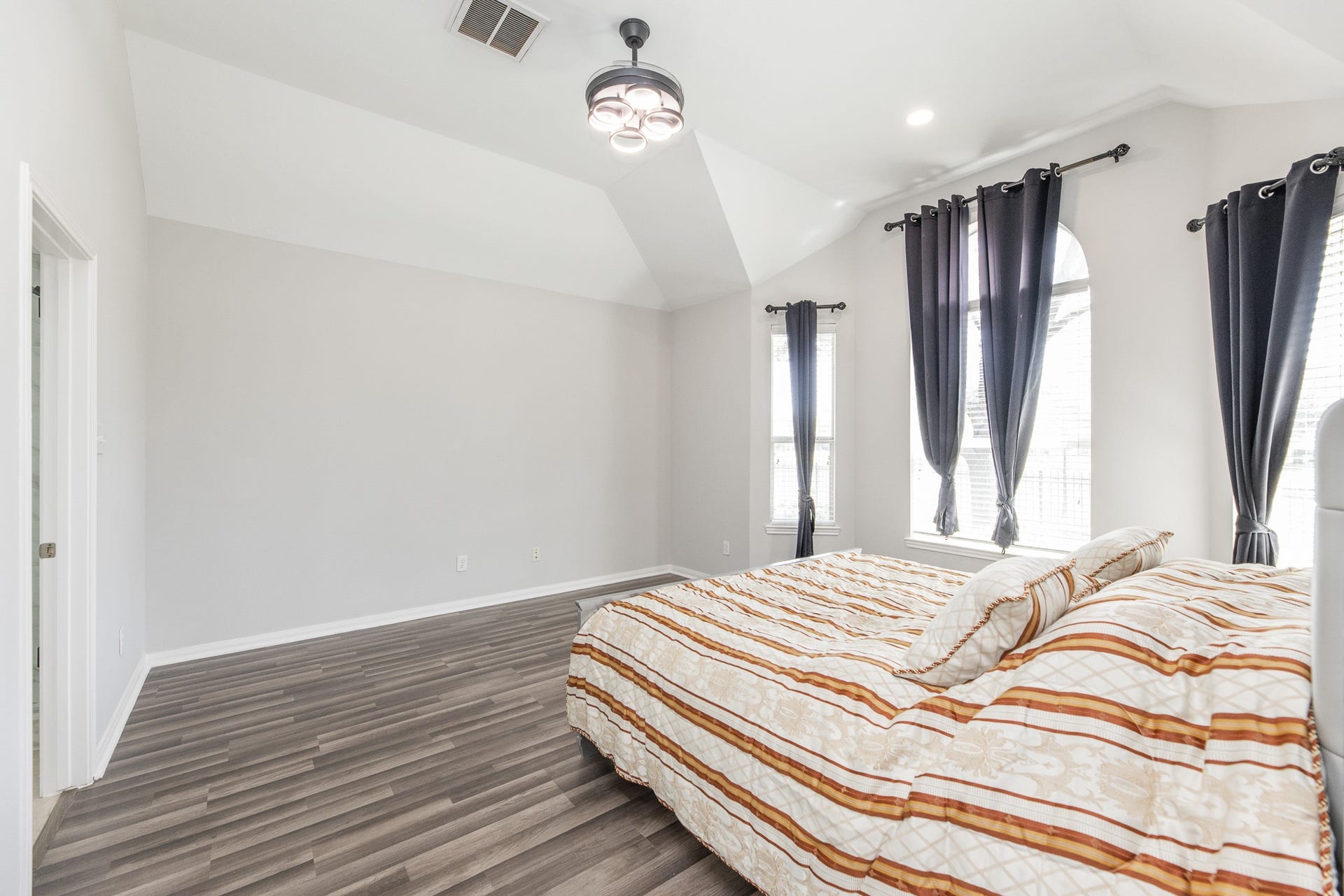 3002 Vincent Crossing Drive, Spring, TX 77386