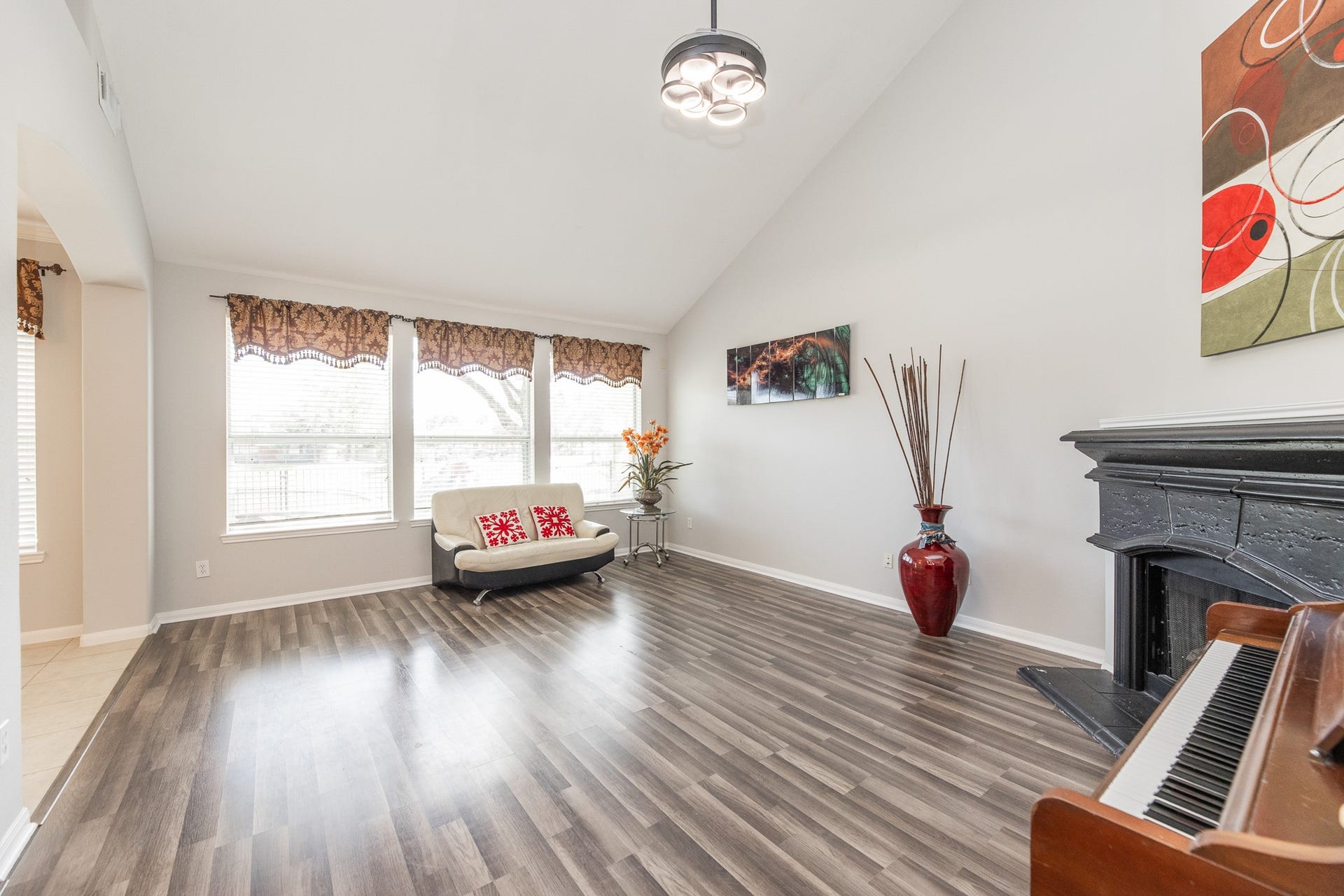 3002 Vincent Crossing Drive, Spring, TX 77386
