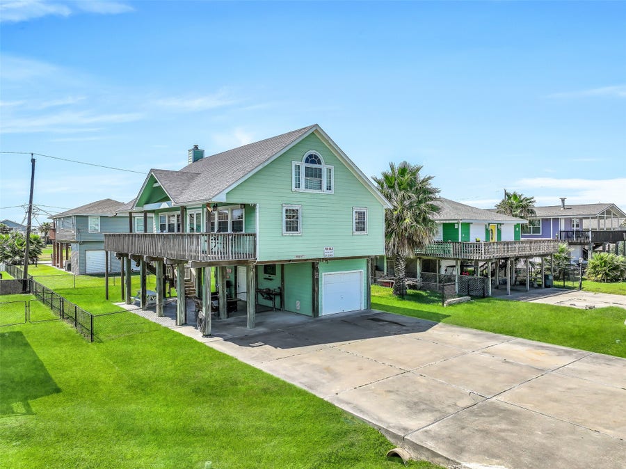 Property photo for 4018 Reeves Drive, Galveston, TX