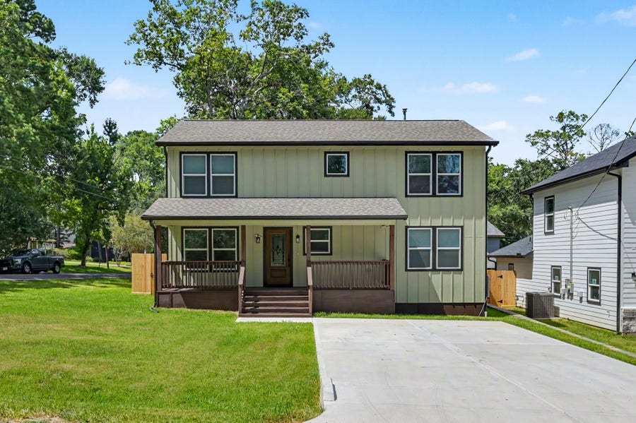 Property photo for 116 Sun City Lane, Conroe, TX