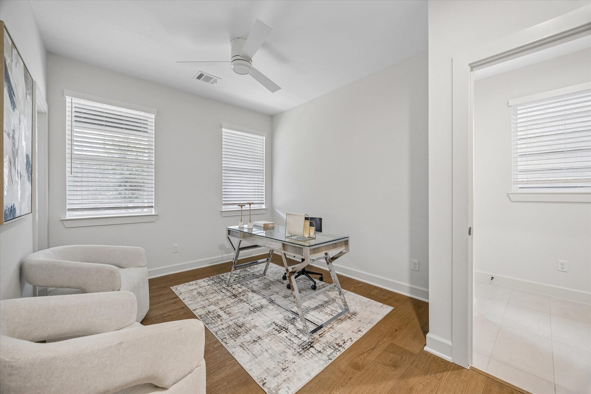 4711 Moving Meadows, Houston, TX 77018 4711 Moving Meadows, Houston, TX 77018