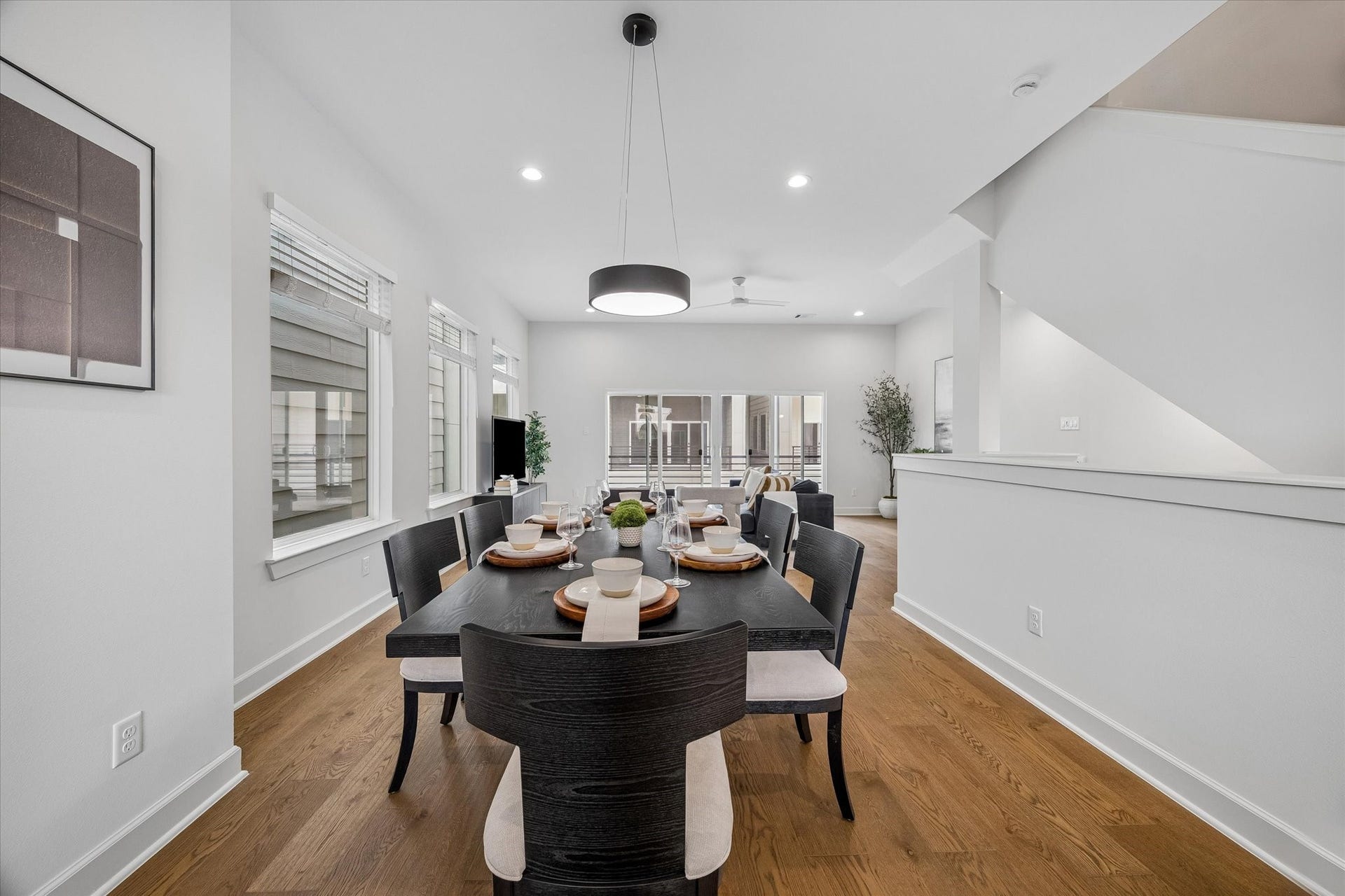4711 Moving Meadows, Houston, TX 77018 4711 Moving Meadows, Houston, TX 77018