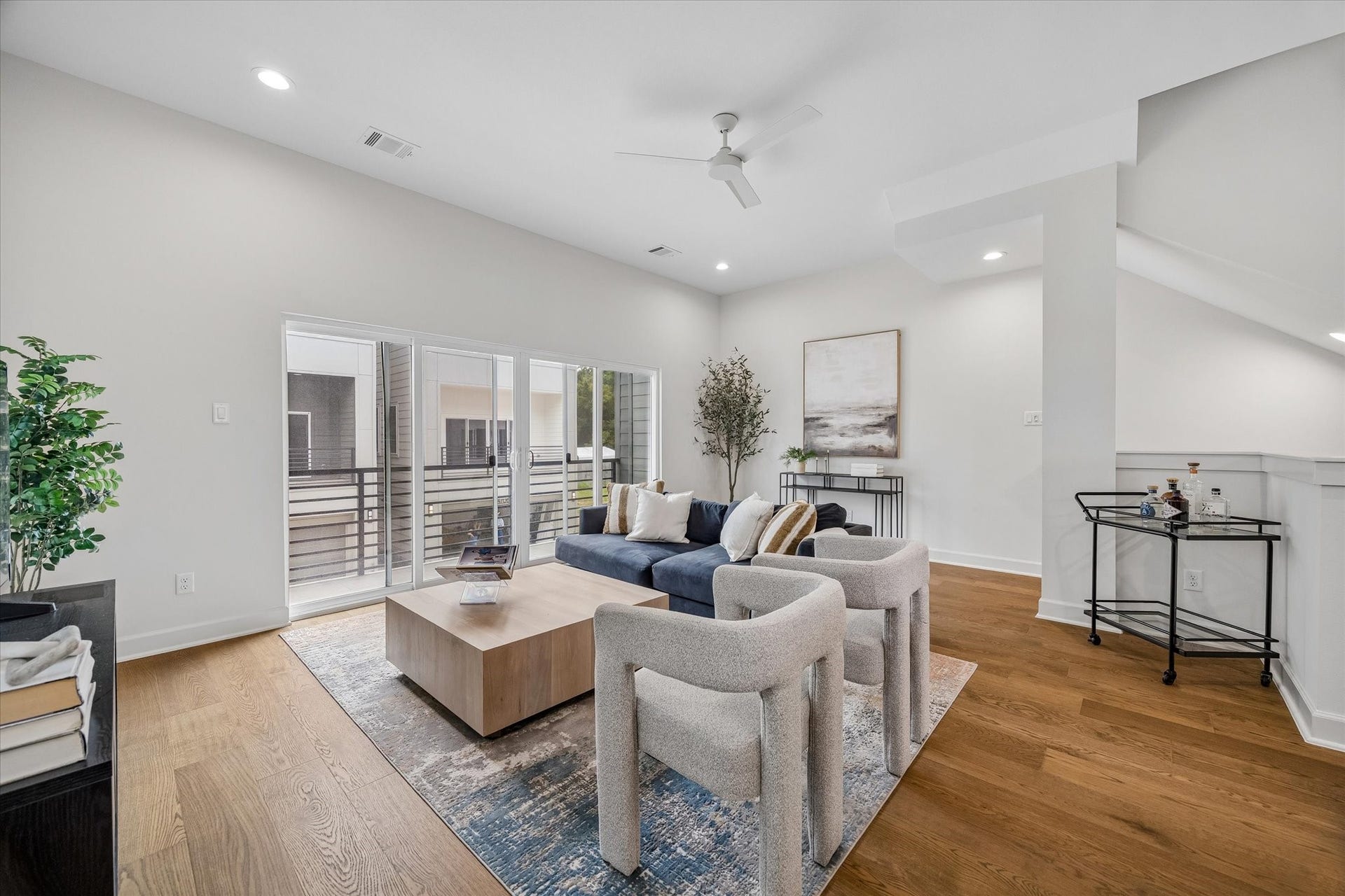 4711 Moving Meadows, Houston, TX 77018 4711 Moving Meadows, Houston, TX 77018