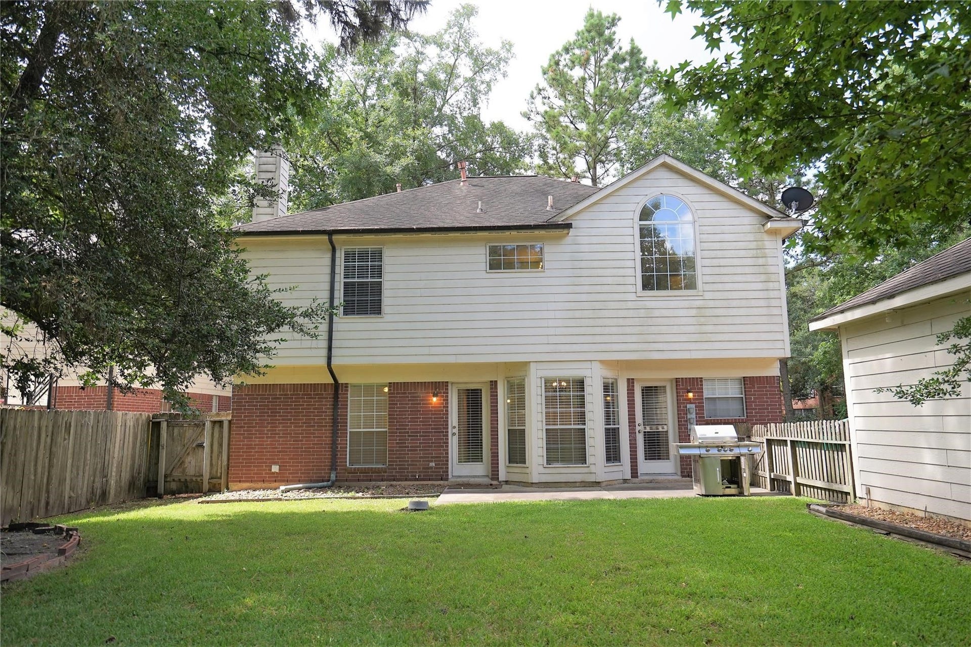 50 Indian Summer Place, The Woodlands, TX 77381 50 Indian Summer Place, The Woodlands, TX 77381