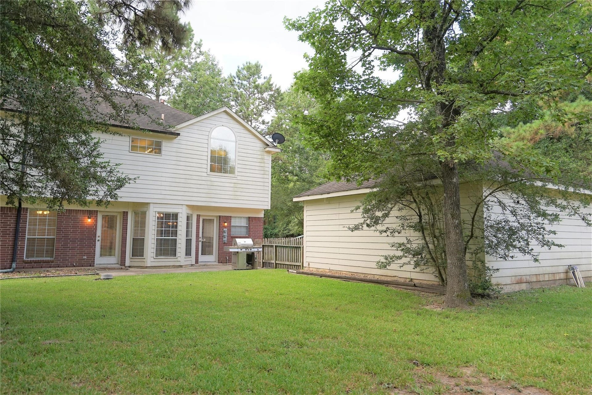 50 Indian Summer Place, The Woodlands, TX 77381 50 Indian Summer Place, The Woodlands, TX 77381