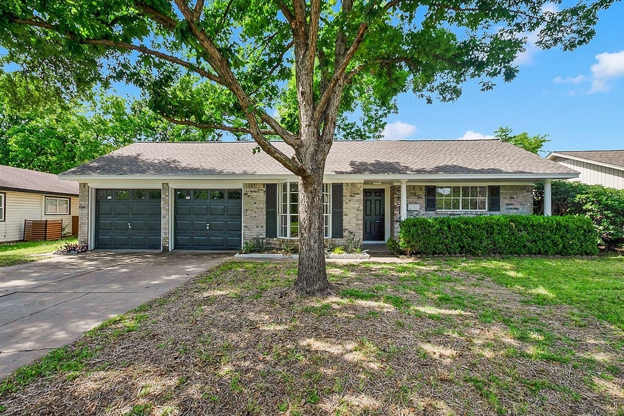 Property photo for 5514 Chantilly Lane, Houston, TX