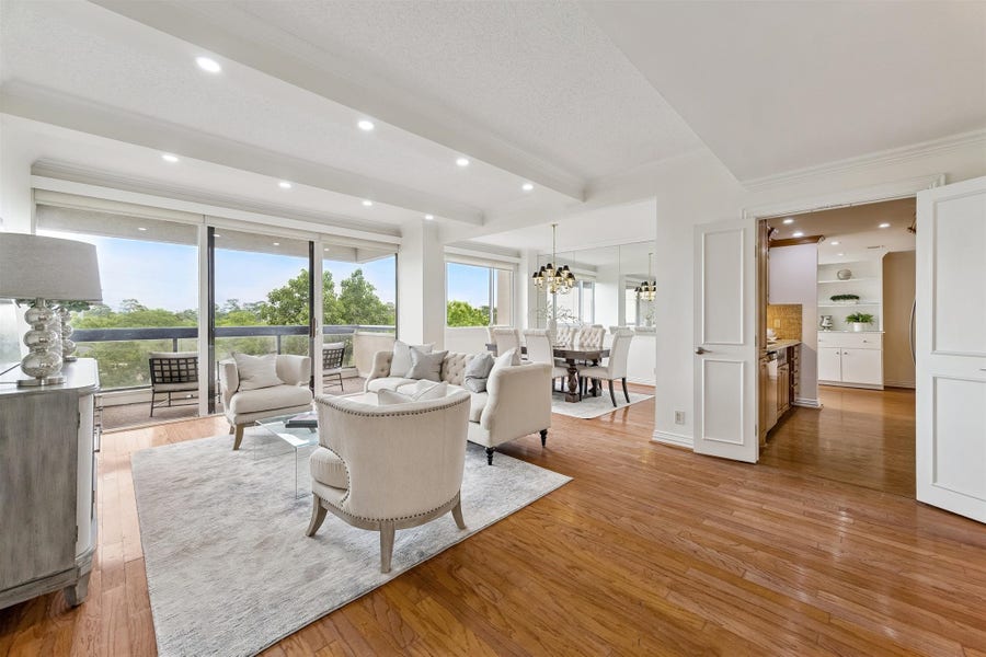 Property photo for 49 Briar Hollow Lane, #504, Houston, TX