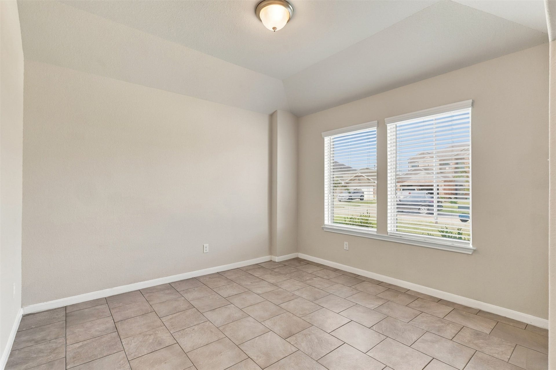 7239 Canoga Drive, Rosharon, TX 77583