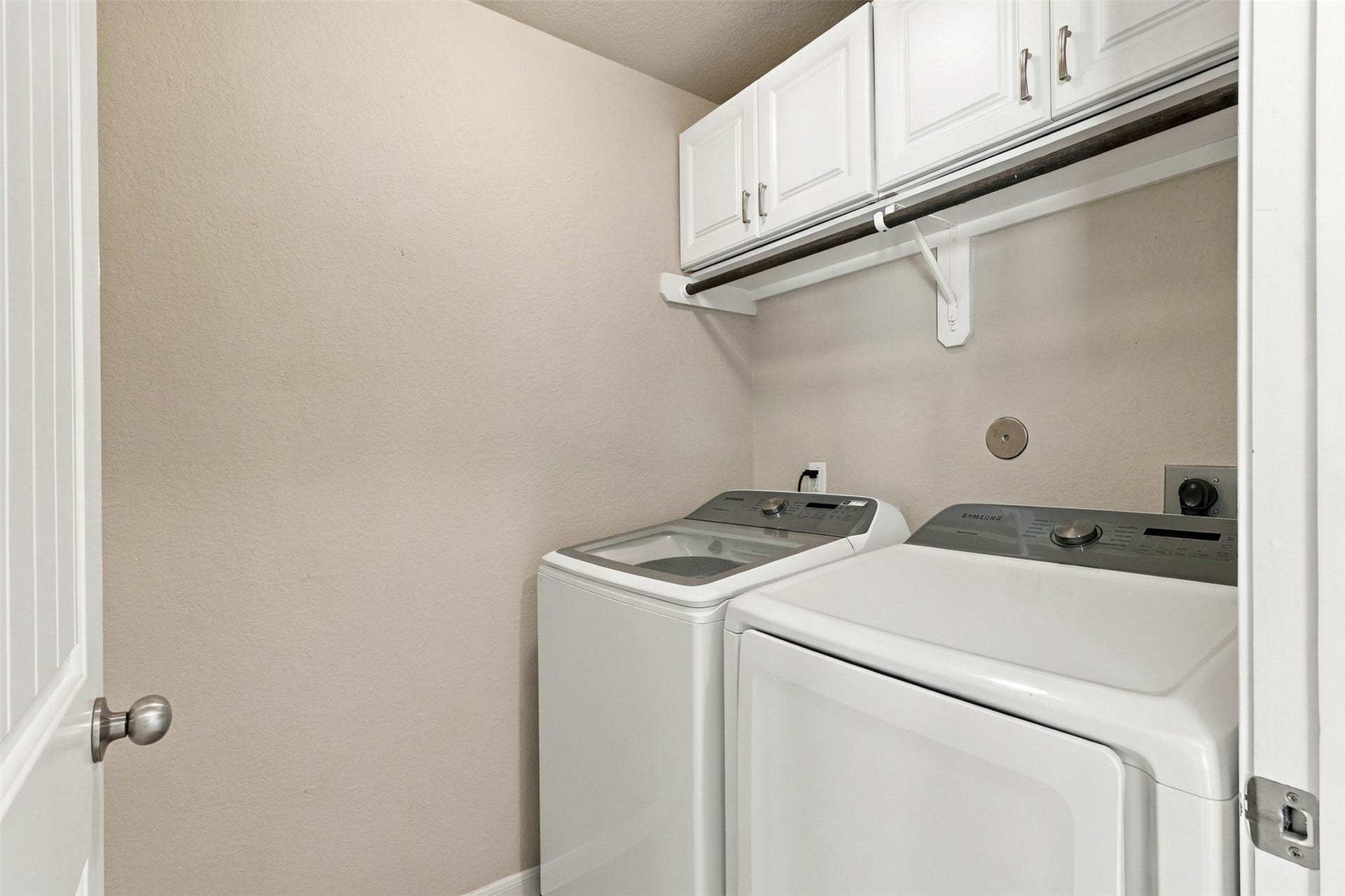 7239 Canoga Drive, Rosharon, TX 77583