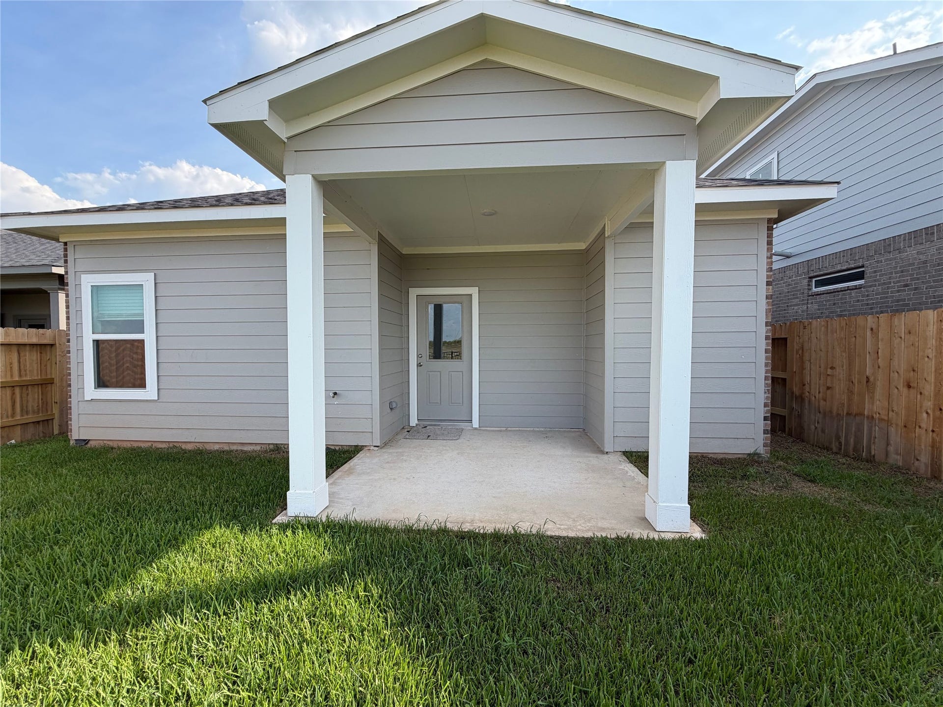 417 Stone Placa Trail, Brookshire, TX 77423 The Mockingbird II- Rear Covered Patio